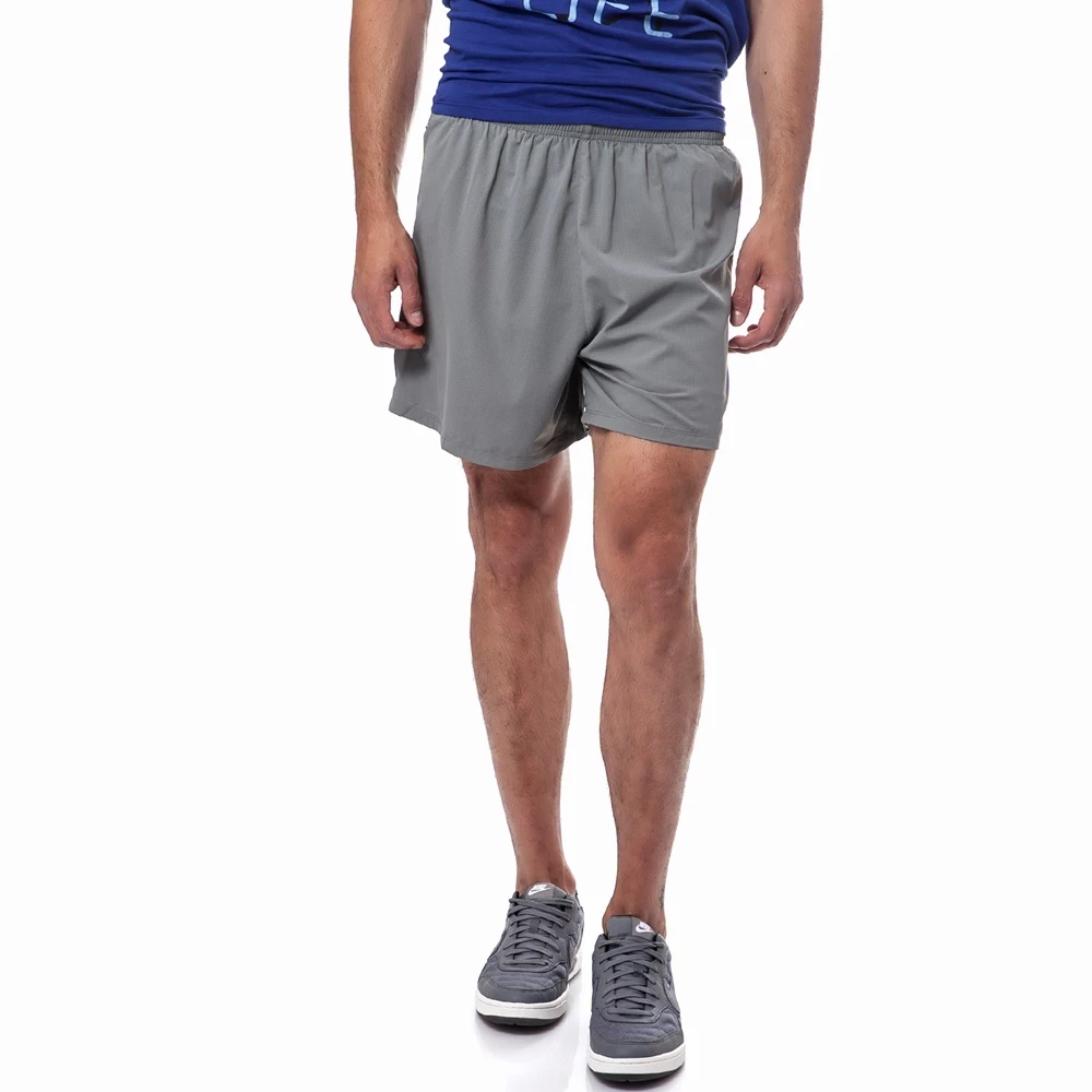 Καλύτερη πώληση ⌛ Ανδρικό σορτς Nike 5" PHENOM γκρι 🎉 3 Καλύτερη πώληση ⌛ Ανδρικό σορτς Nike 5" PHENOM γκρι 🎉