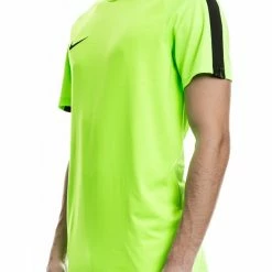Flash Sale 👏 Αθλητική κοντομάνικη μπλούζα Nike πράσινη 😉 -Τρέξιμο Κατάστημα 1515509.1 6971 2 nike αθλητική κοντομάνικη μπλούζα nike πράσινη x1000