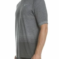 Νέος ✨ Ανδρική κοντομάνικη μπλούζα NIKE DRI-FIT KNIT σκούρο γκρι 👏 -Τρέξιμο Κατάστημα 1553849.1 80g9 3 nike ανδρική κοντομάνικη μπλούζα nike dri fit knit σκούρο γκρι x1000