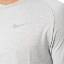 Προϋπολογισμός ❤️ Ανδρική μακρυμάνικη μπλούζα Nike DRY MEDALIST λευκή 🧨 -Τρέξιμο Κατάστημα 1599529.1 3291 4 nike ανδρική μακρυμάνικη μπλούζα nike dry medalist λευκή x1000