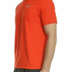 Προώθηση ✔️ Ανδρική κοντομάνικη μπούζα Nike TAILWIND πορτοκαλί 🎁 -Τρέξιμο Κατάστημα 1599557.1 454d 3 nike ανδρική κοντομάνικη μπούζα nike tailwind πορτοκαλί x1000