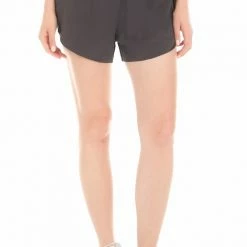 Ολοκαίνουργιο 🧨 Γυναικείο σορτς για τρέξιμο Nike Tempo μαύρο 🎁