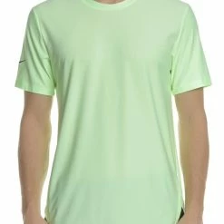 Η καλύτερη συμφωνία 😉 Ανδρική κοντομάνικη μπλούζα Nike Dri-FIT Breathe κίτρινη-λαχανί ✨