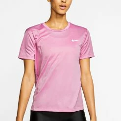 Τρέξιμο Κατάστημα -Τρέξιμο Κατάστημα 1691444.1 p3y1 2 nike γυναικεία κοντομάνικη μπλούζα nike miler ροζ x1000