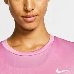 Best Pirce 🎁 Γυναικεία κοντομάνικη μπλούζα NIKE MILER ροζ 🔥 -Τρέξιμο Κατάστημα 1691444.1 p3y1 4 nike γυναικεία κοντομάνικη μπλούζα nike miler ροζ x1000