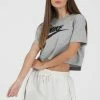 Αγορά 🌟 Γυναικείο Cropped Top NIKE NSW TEE ESSNTL CRP ICN FTR γκρι 🤩 -Τρέξιμο Κατάστημα 1692196.1 g471 1 nike γυναικείο cropped top nike nsw tee essntl crp icn ftr γκρι x1000