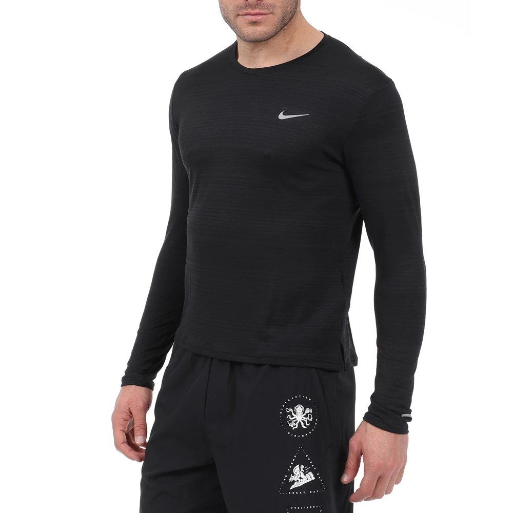 Το φθηνότερο 🔥 Ανδρική μπλούζα NIKE DF MILER TOP LS μαύρη 🔔 4 Το φθηνότερο 🔥 Ανδρική μπλούζα NIKE DF MILER TOP LS μαύρη 🔔 - Image 2
